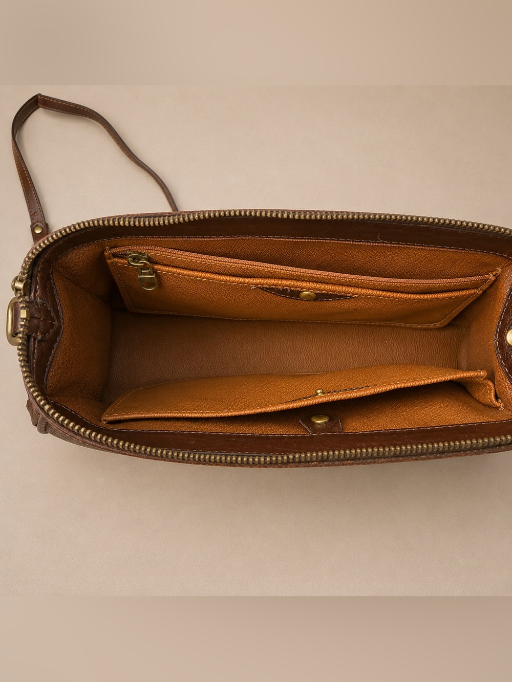 Vintage Dooney & Bourke All Leather Cream/British Tan Satchel Crossbody Bag USA - Picture 6 of 8